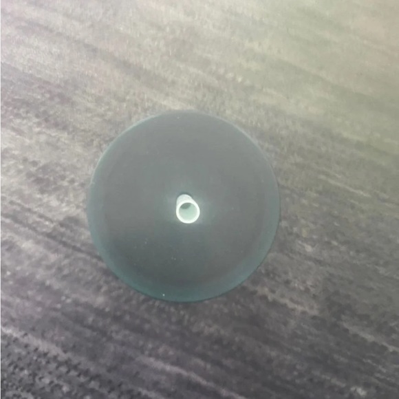 ⭐️Starbucks⭐️beautiful 24oz green tumbler - Picture 2 of 4